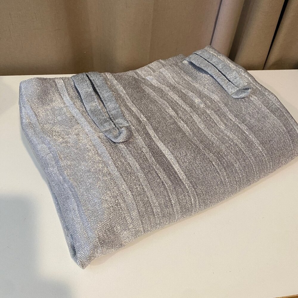 Harlow Silver Gray Shiny Velvety Curtain Panel 95x37.5‎ Elegant Décor